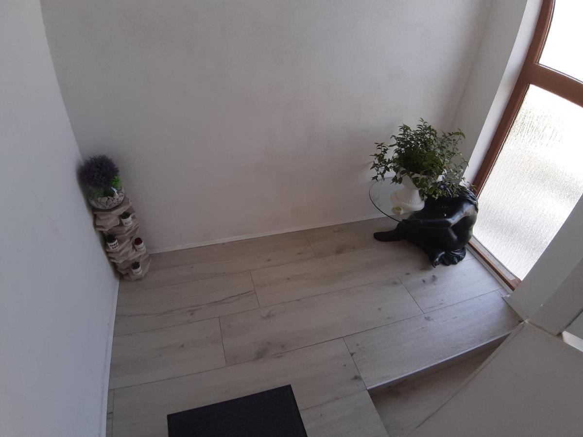 Guest House Marija Sumartin Ngoại thất bức ảnh