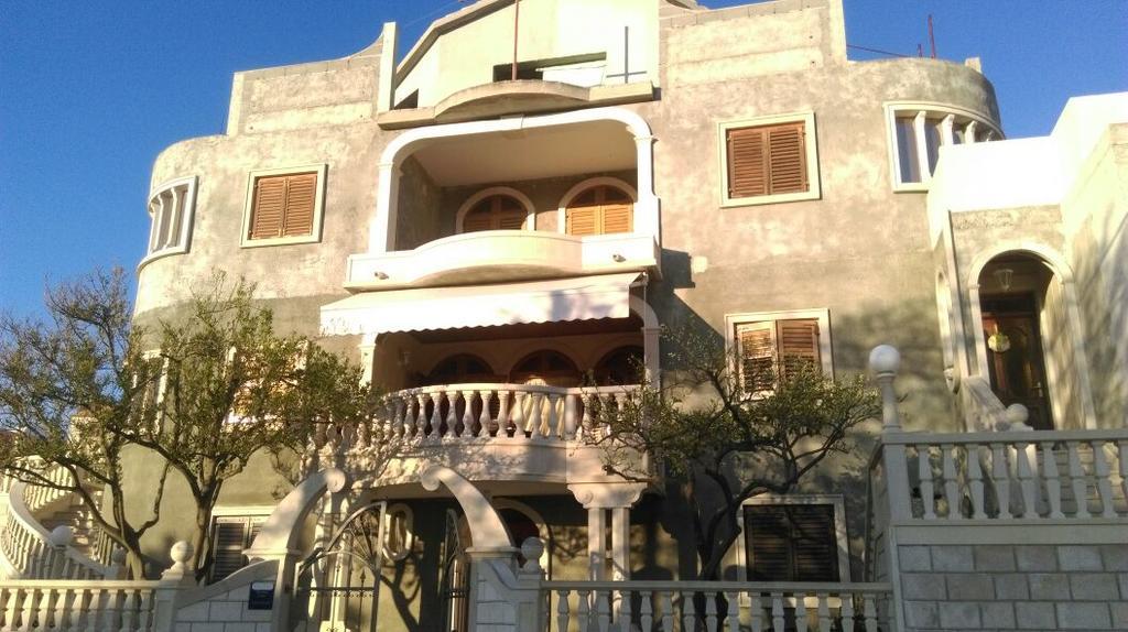 Guest House Marija Sumartin Ngoại thất bức ảnh