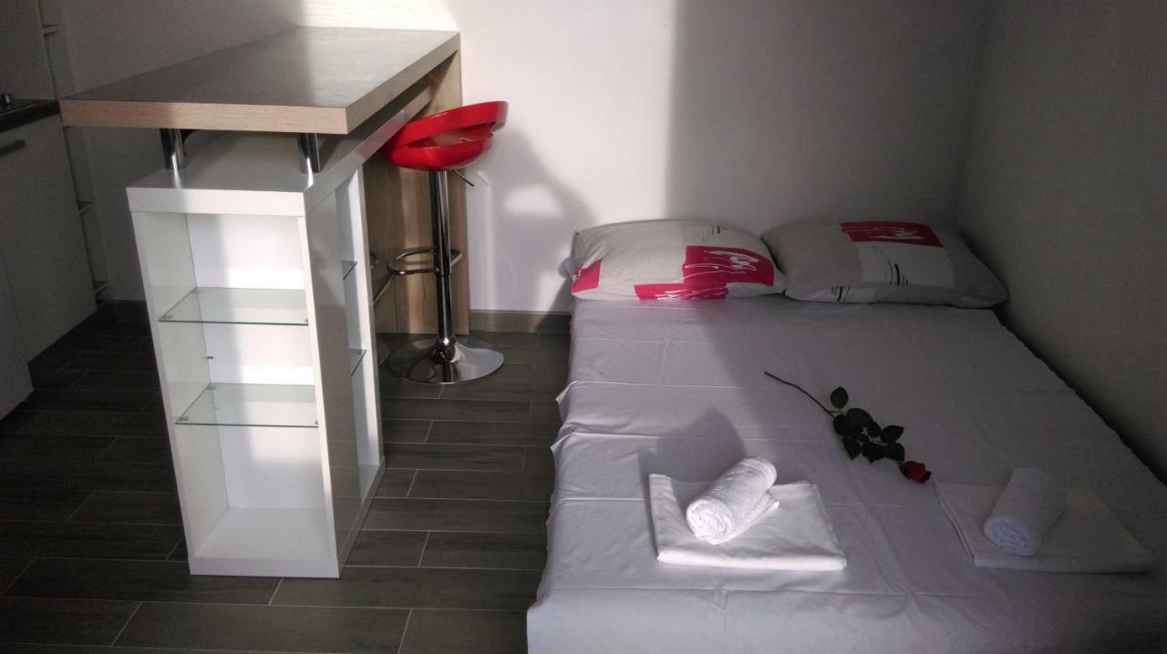 Guest House Marija Sumartin Ngoại thất bức ảnh