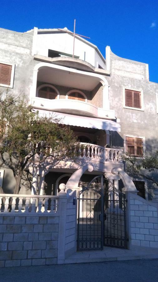 Guest House Marija Sumartin Ngoại thất bức ảnh
