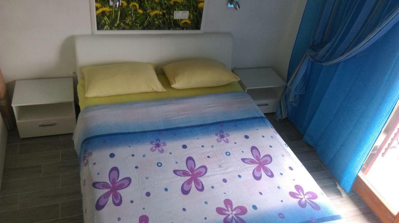 Guest House Marija Sumartin Ngoại thất bức ảnh